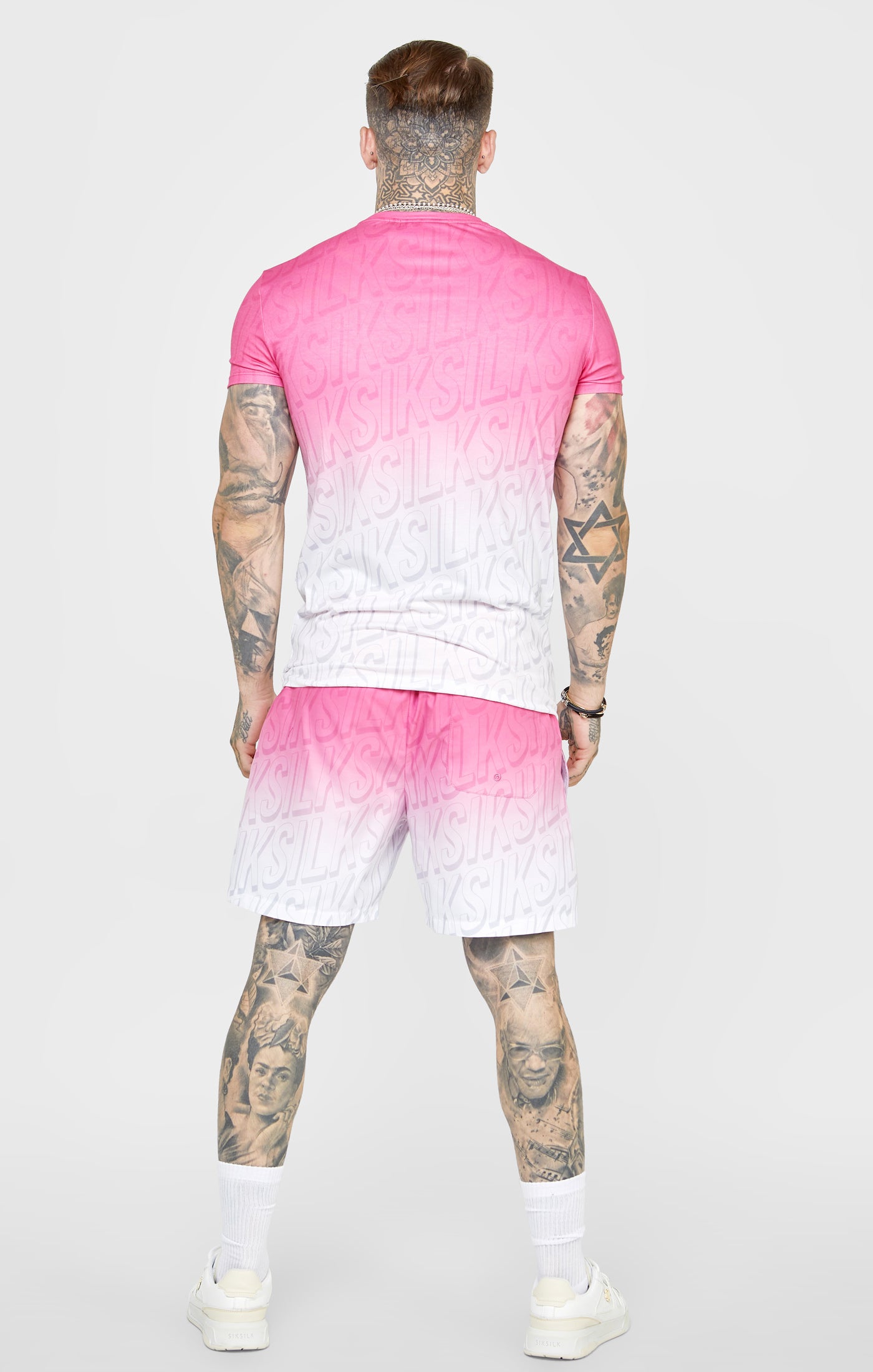 Cargar imagen en el visor de la galería, Pink Fade Muscle Fit T-Shirt (4)