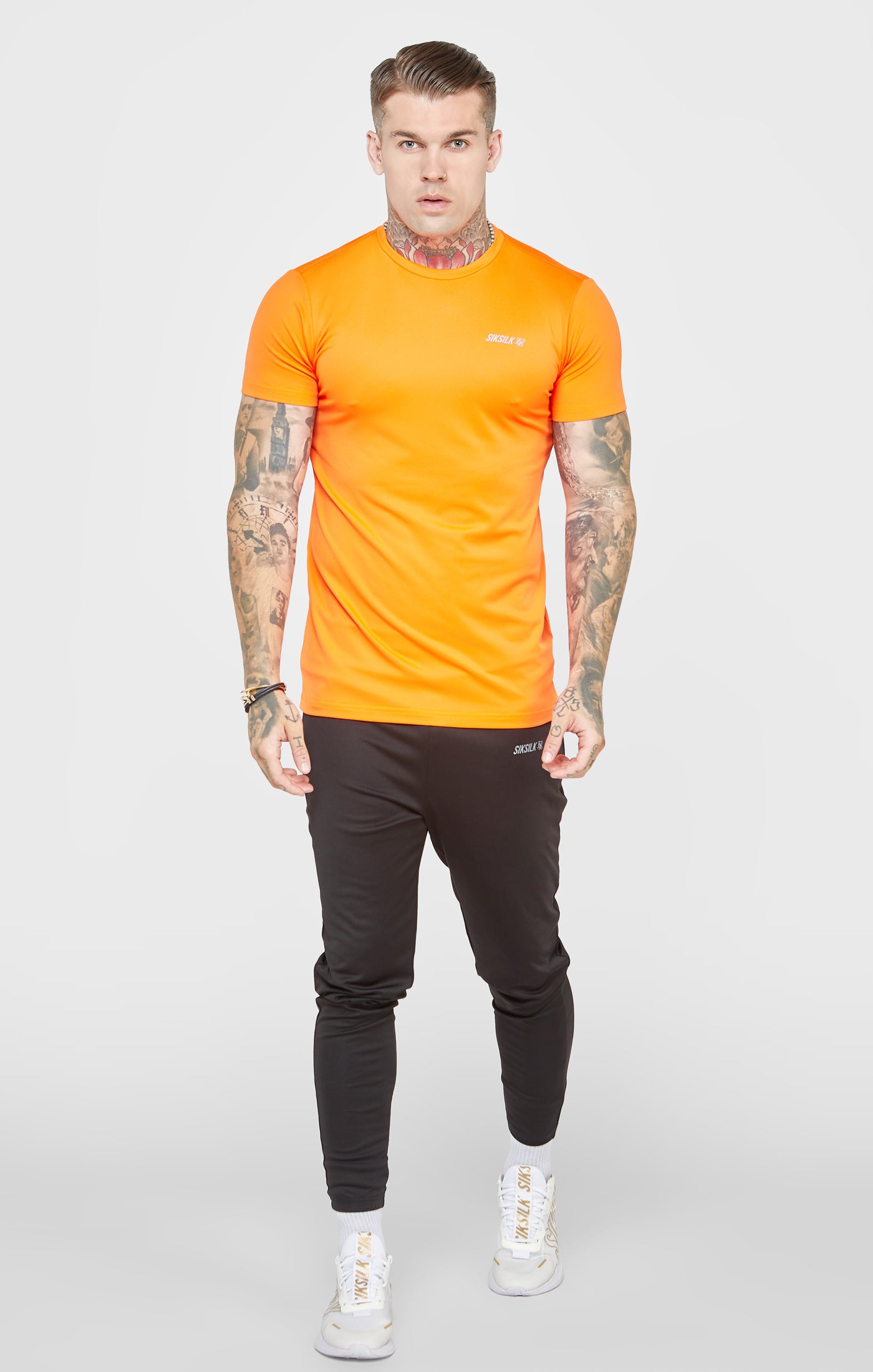 Cargar imagen en el visor de la galería, Camiseta Deportiva Naranja (2)