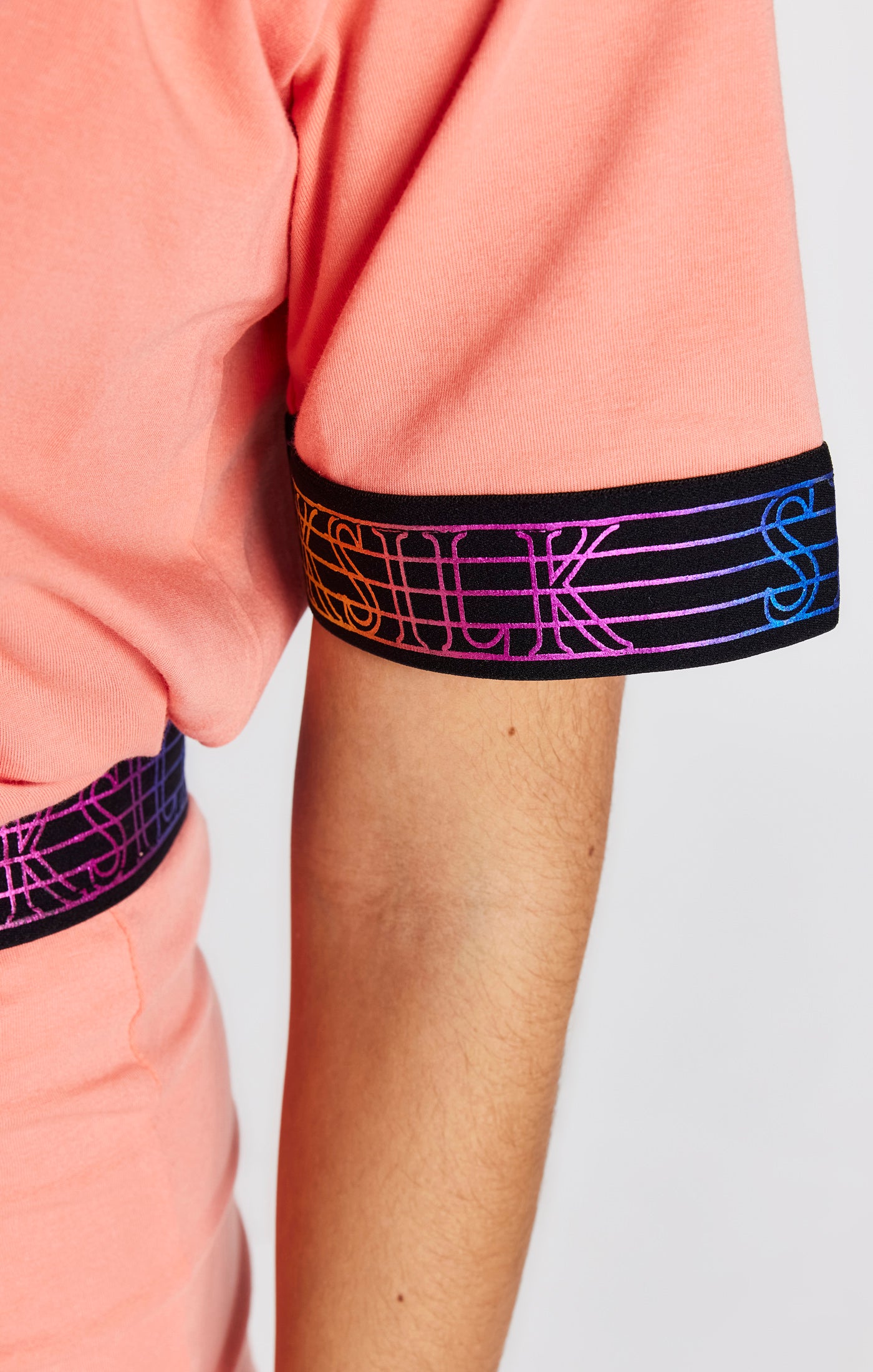 Cargar imagen en el visor de la galería, Girls Coral Taped Crop T-Shirt (7)