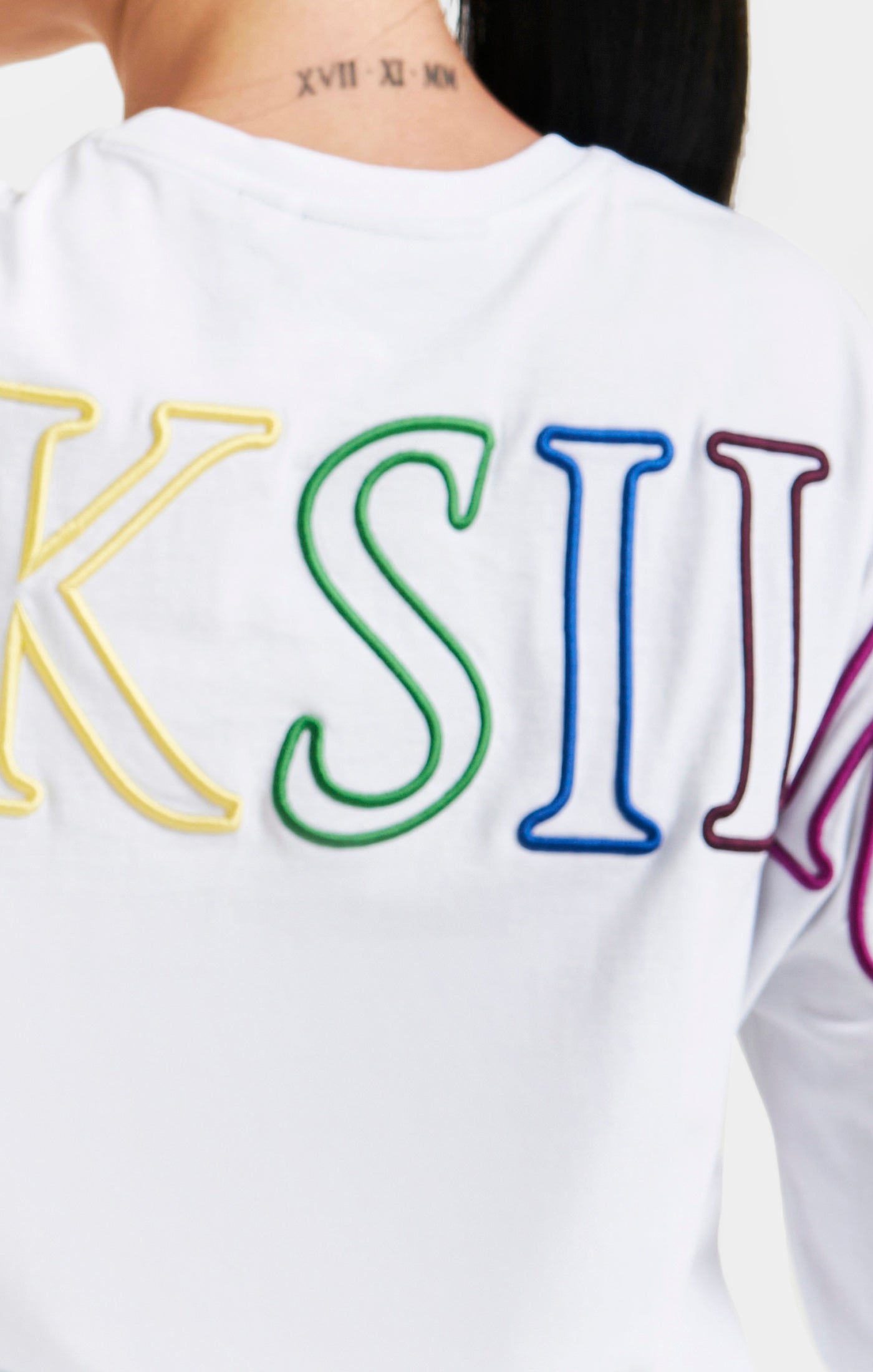 Cargar imagen en el visor de la galería, White Branded Crop T-Shirt Rainbow (1)